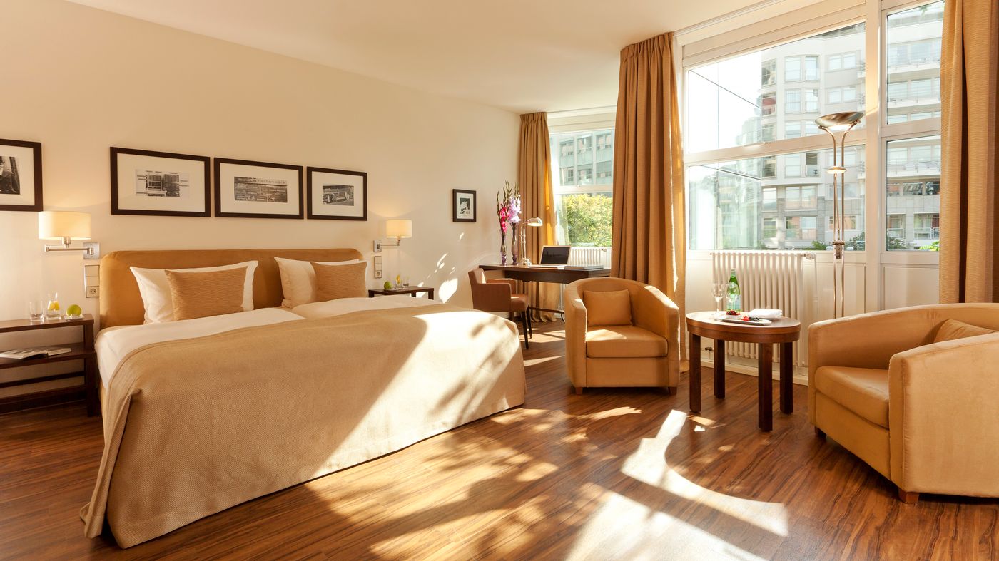 Abion-Villa-Suites-Room-7