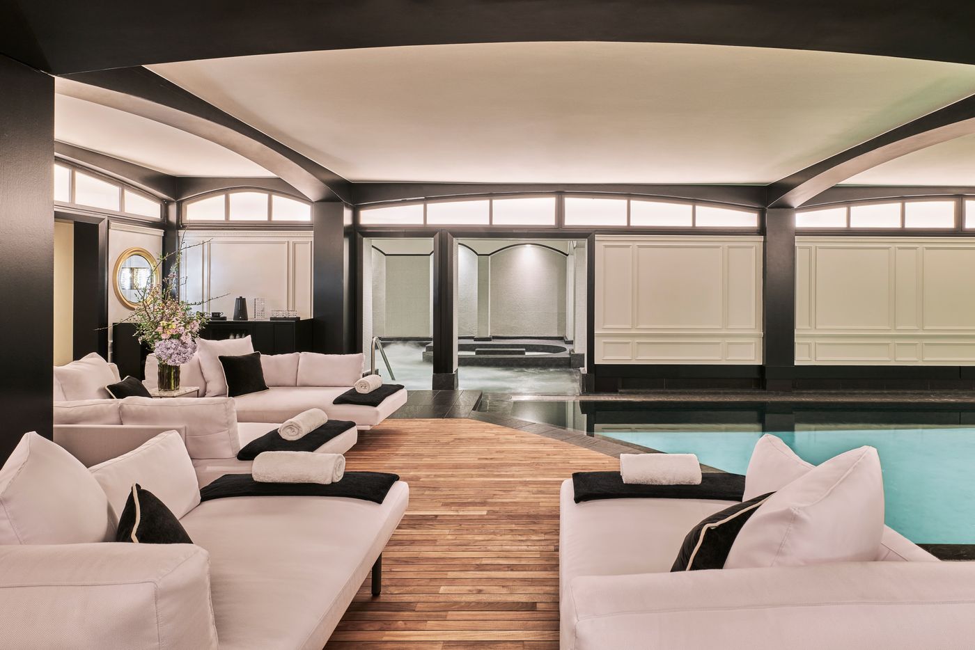 Hotel-Barriere-Le-Fouquets-Paris-Pool-66
