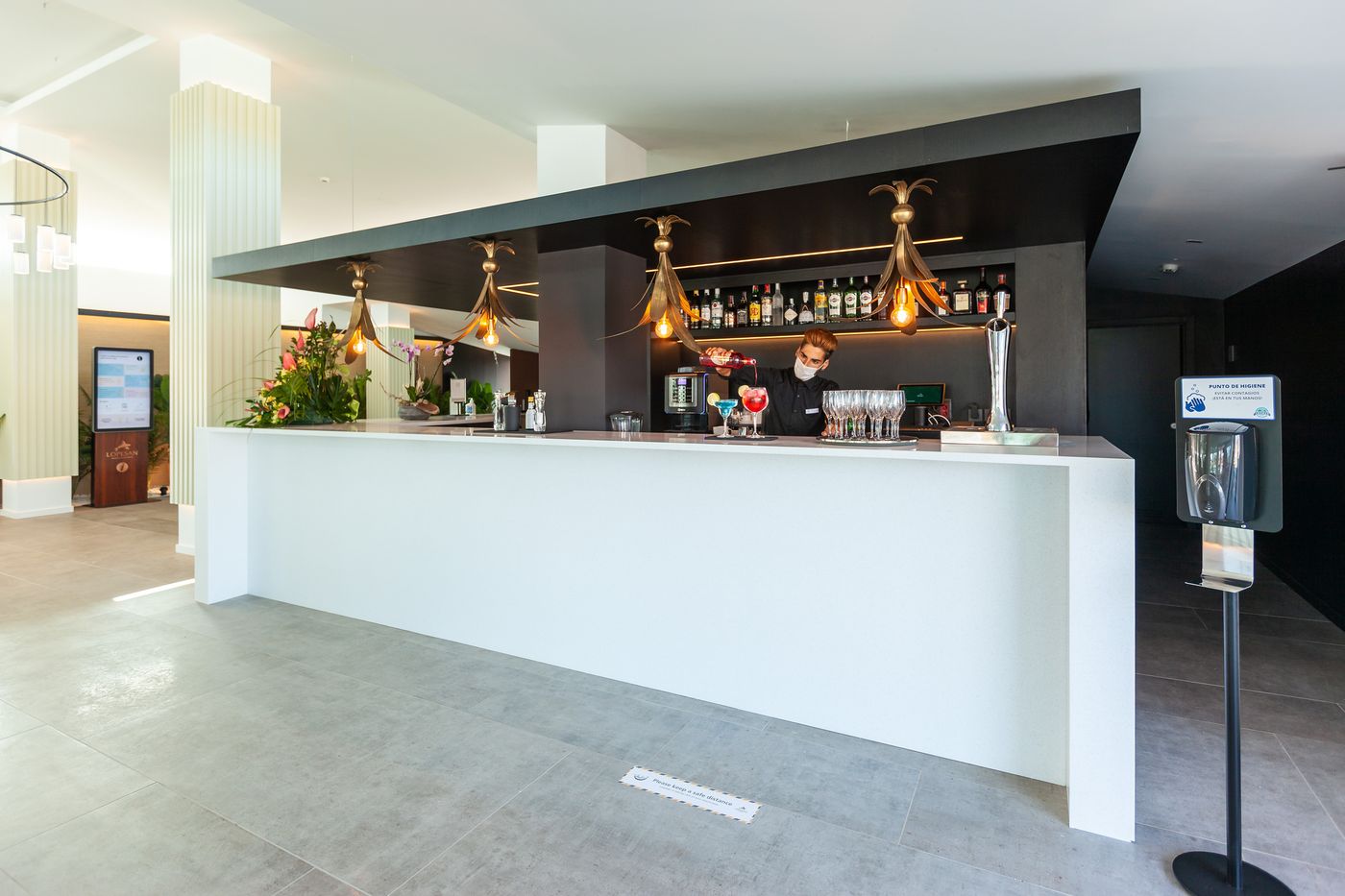 Kumara-Serenoa-by-Lopesan-Hotels-Bar-54