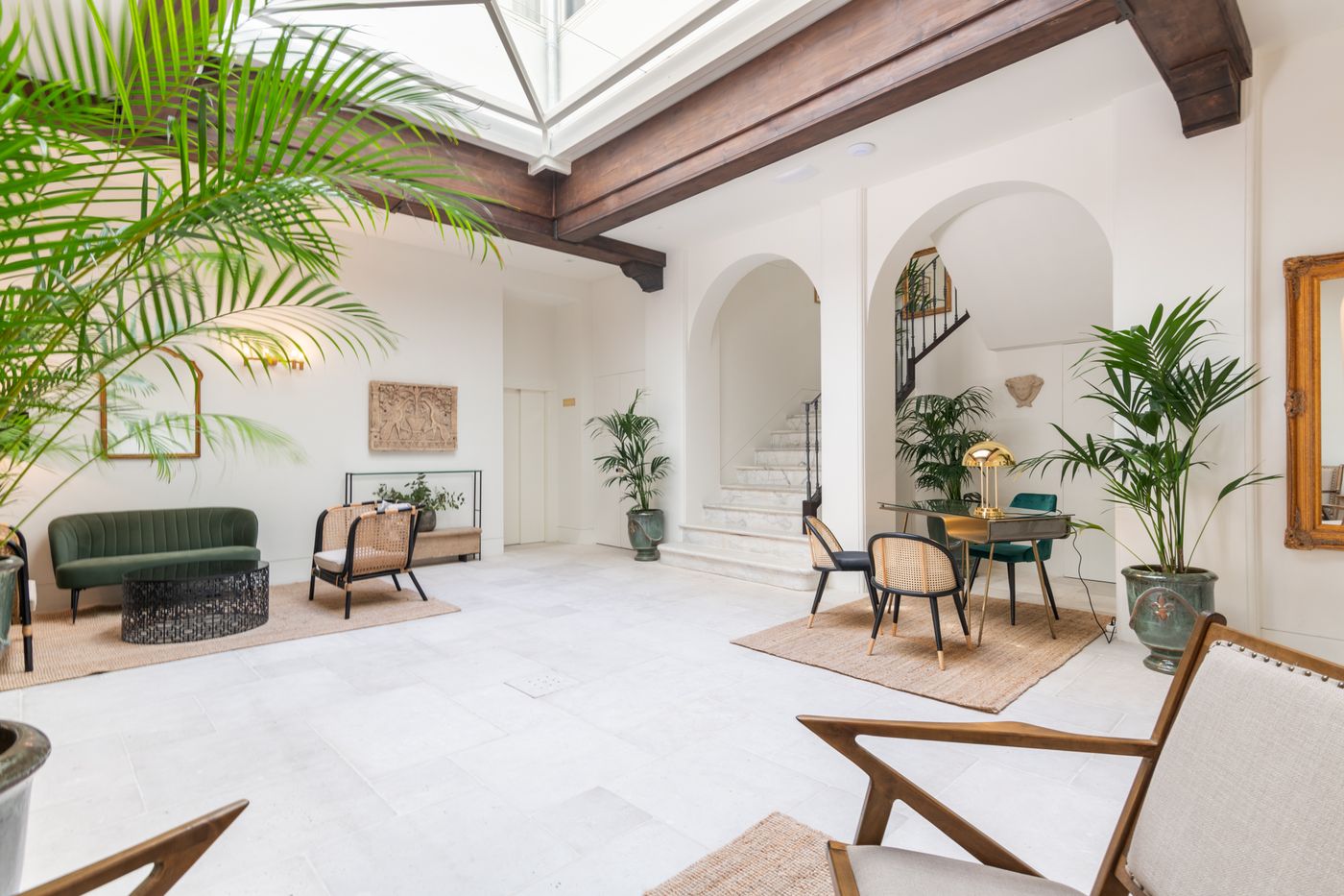 Be-Mate-Malaga-Centro-Lobby-27