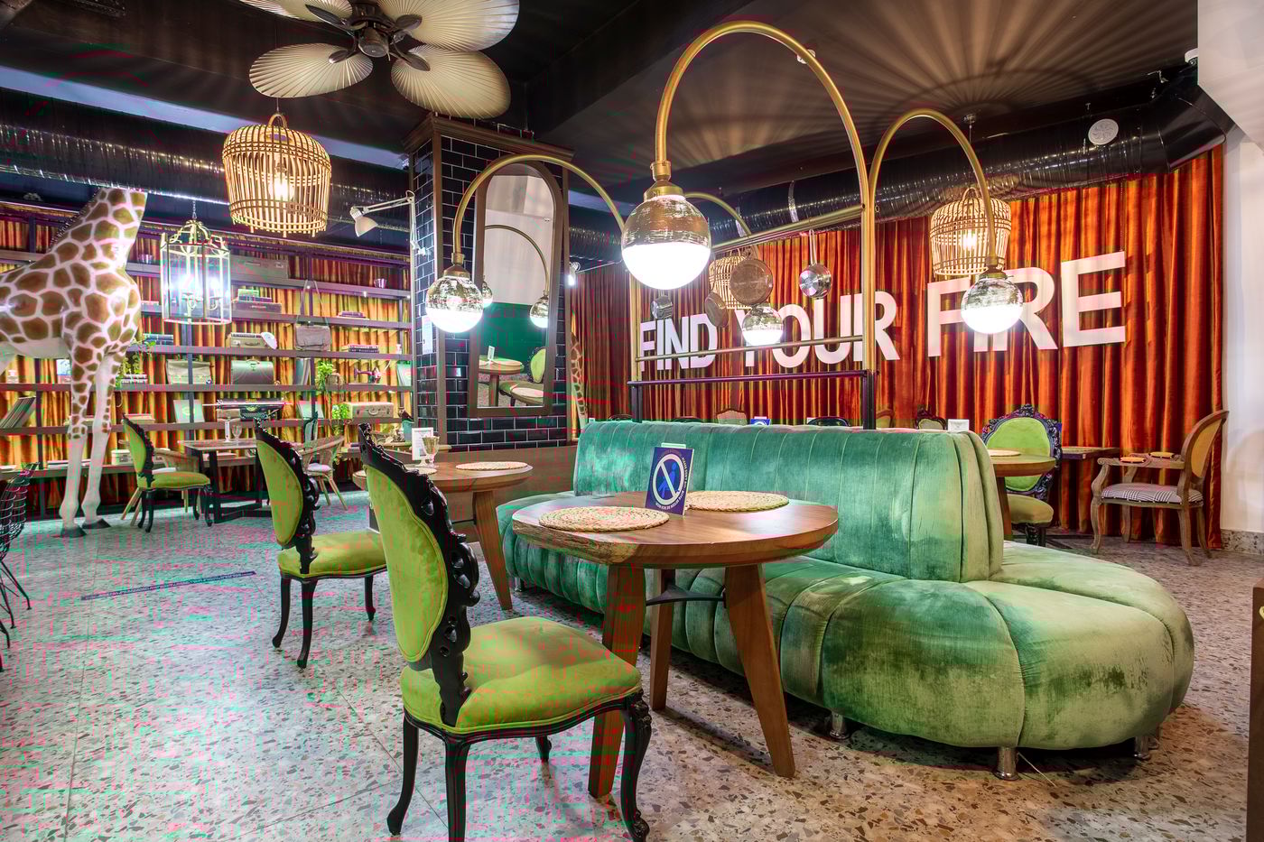 Anjelıq Downtown Hotel