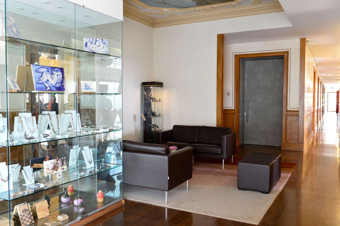 Pousada-Palacio-de-Estoi-Lobby-41