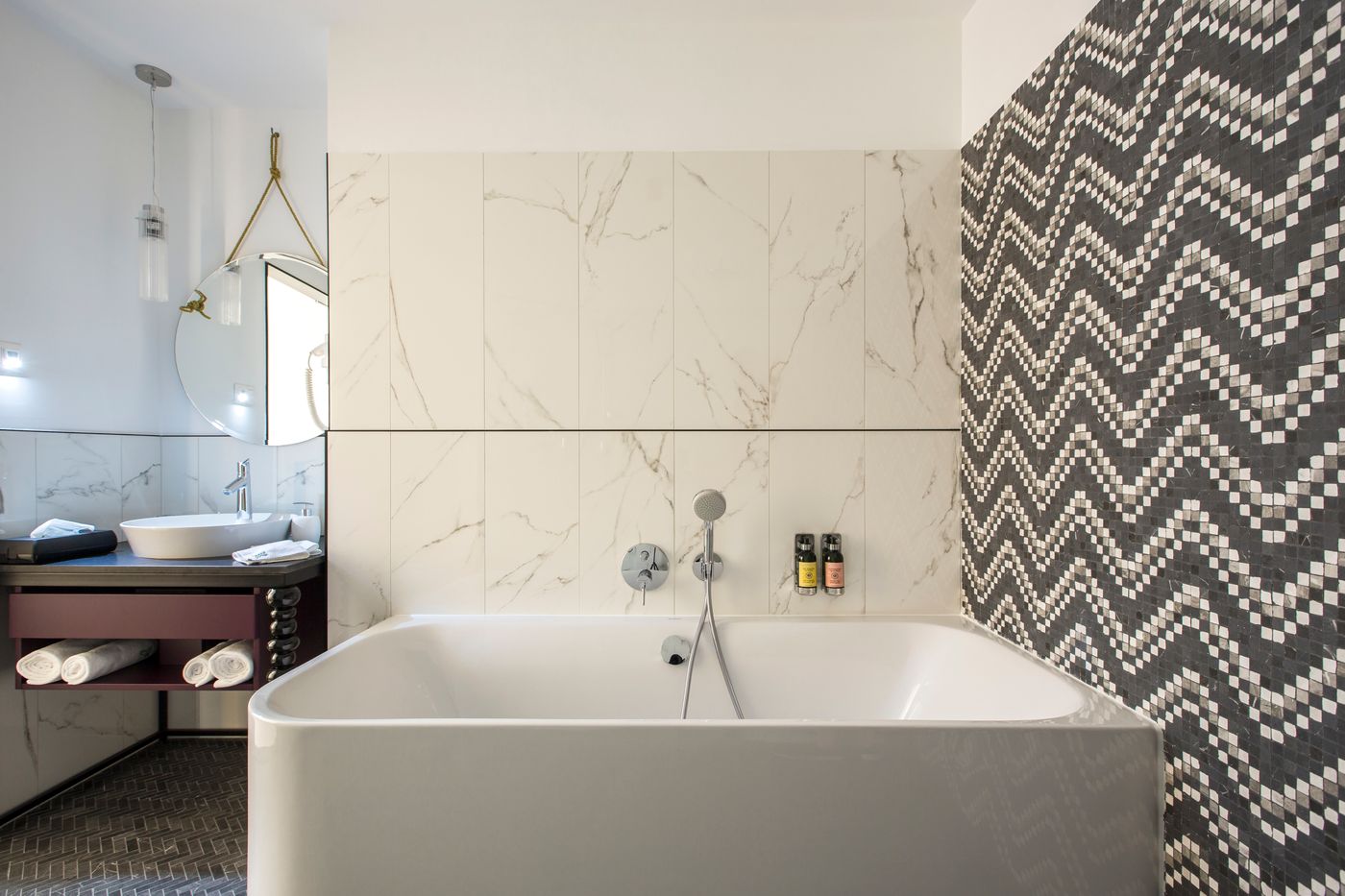 Maison-Bistro---Hotel-Room-39