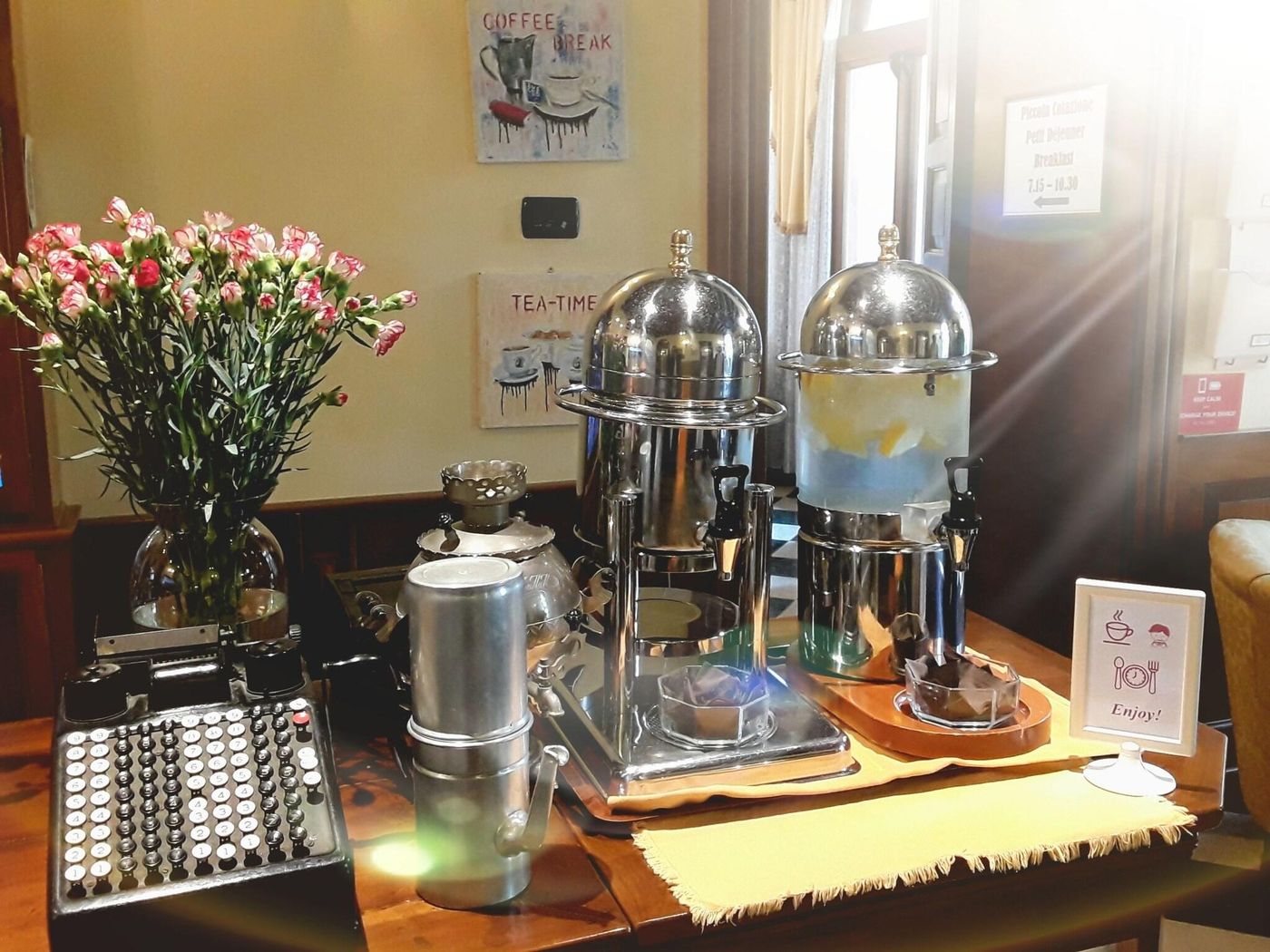 Pensione-Accademia---Villa-Maravege-Bar-11