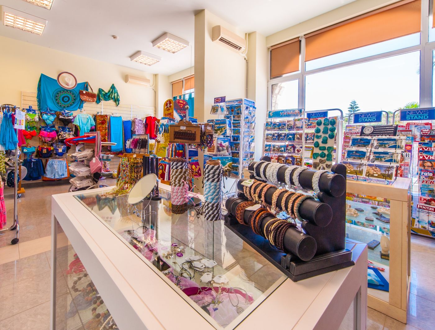 Horizon-Beach-Resort-Lobby-55