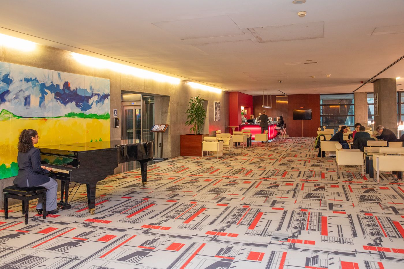 VIP-Executive-Arts-Hotel-Bar-13