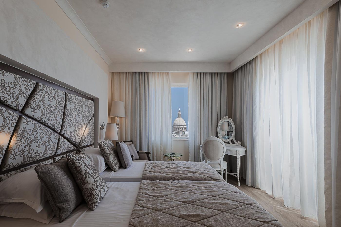 Osborne-Hotel-Room-15