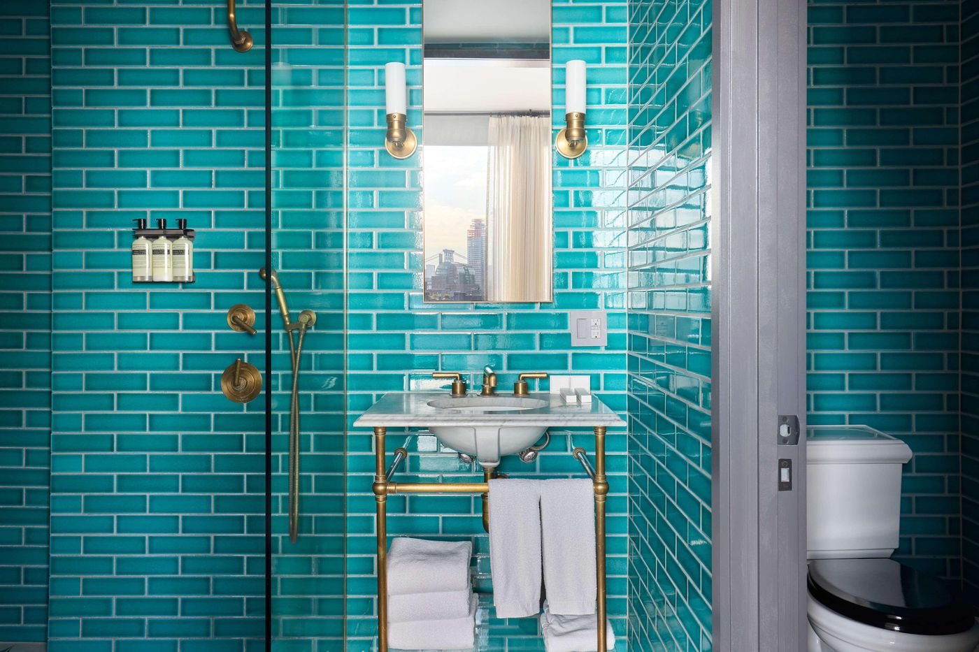 Arlo-Williamsburg-Room-58