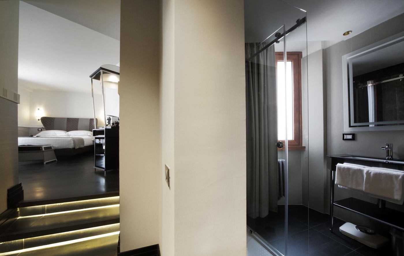 Unica-Suites-Roma-Room-40
