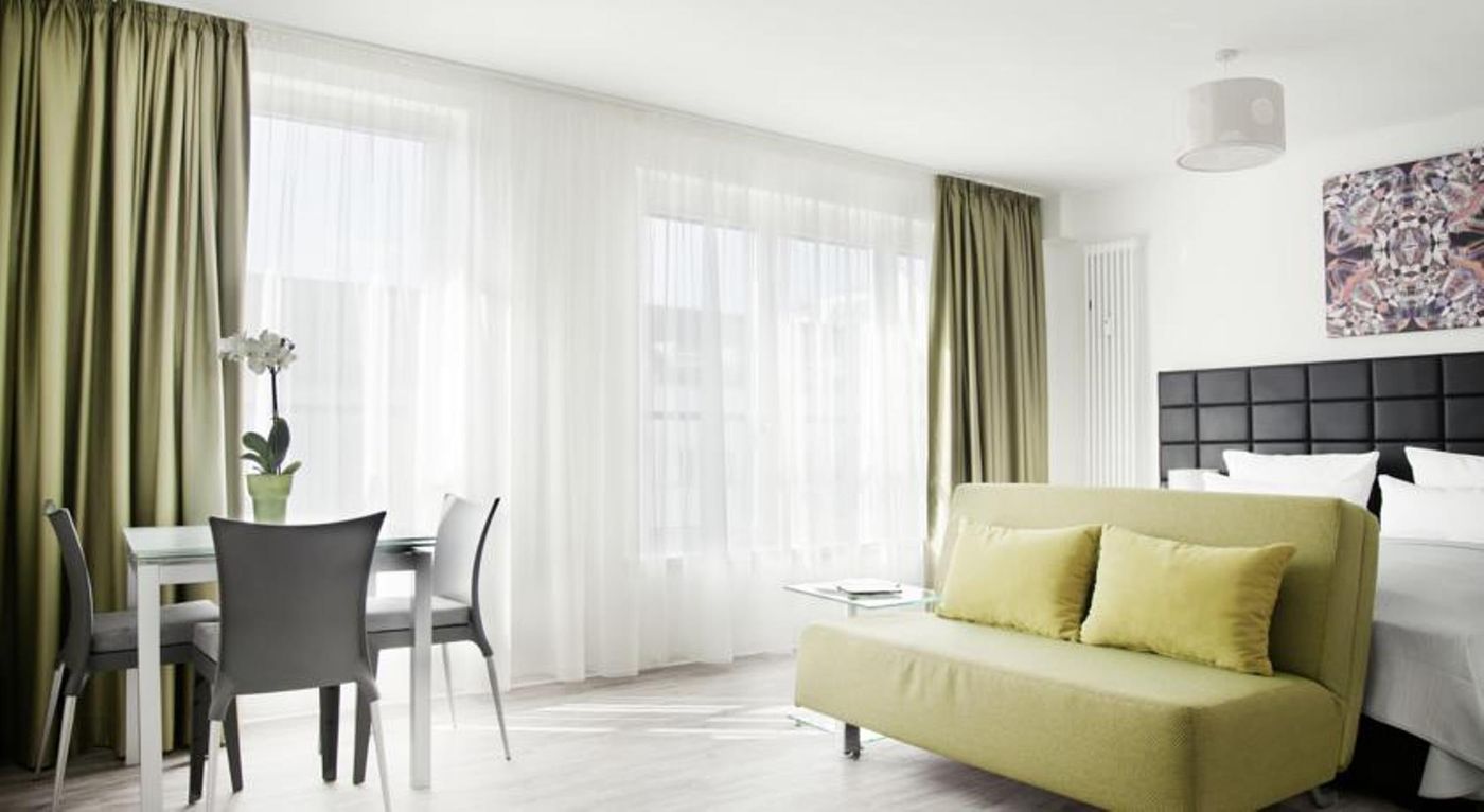 Apartments-Rosenthal-Residence-Room-31