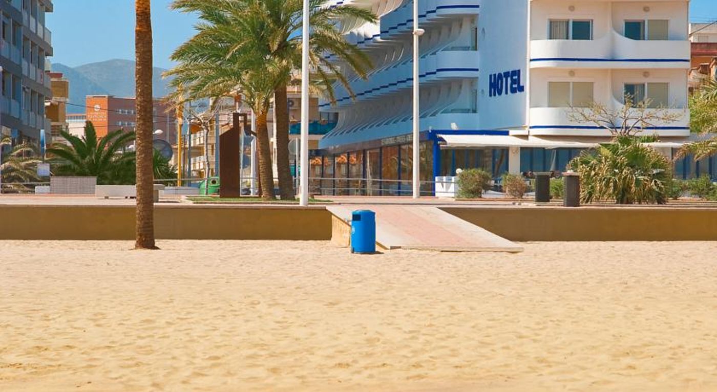 RH Riviera - Adults Only