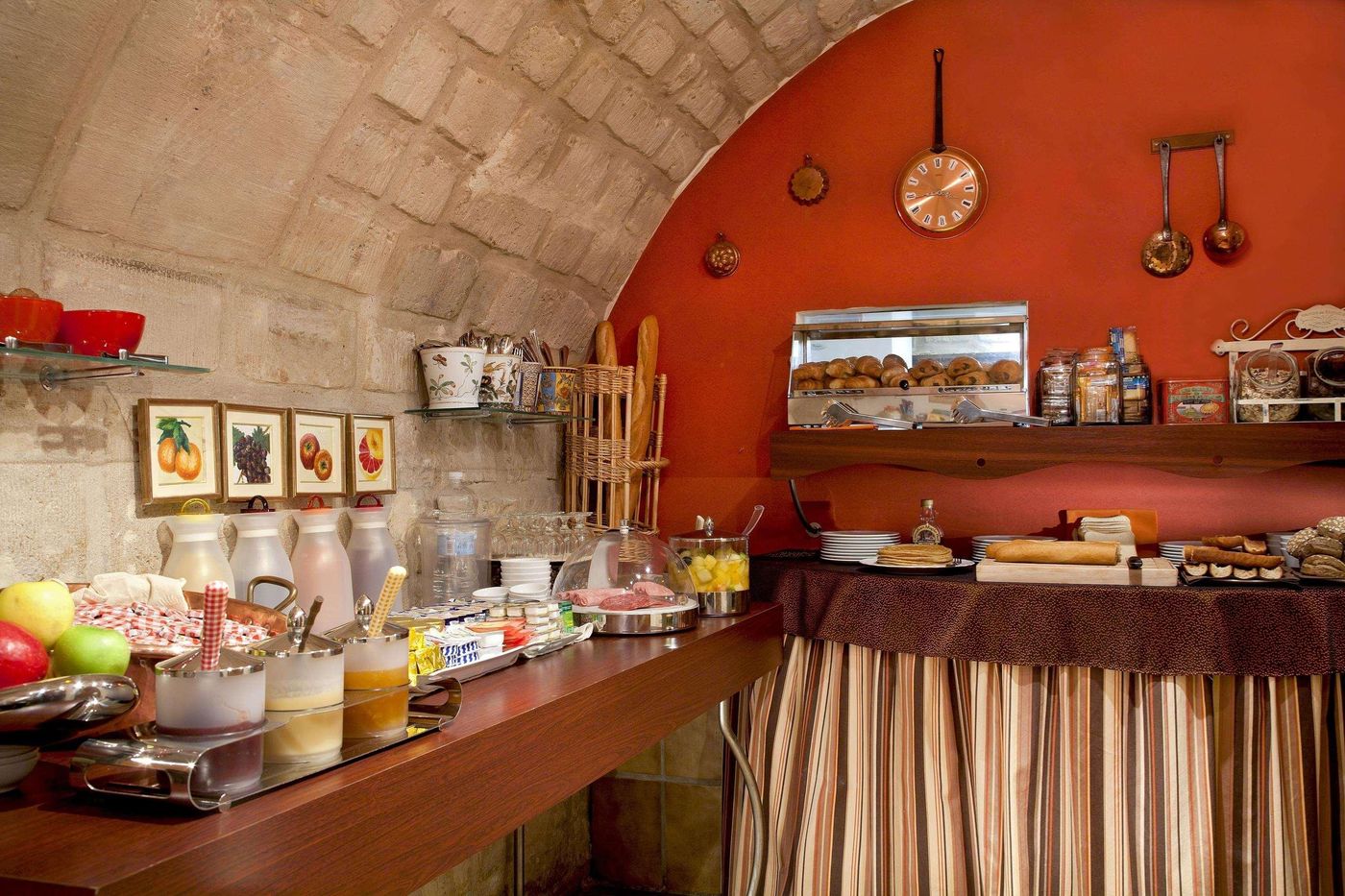 Best-Western-Tour-Eiffel-Invalides-Restaurant-22