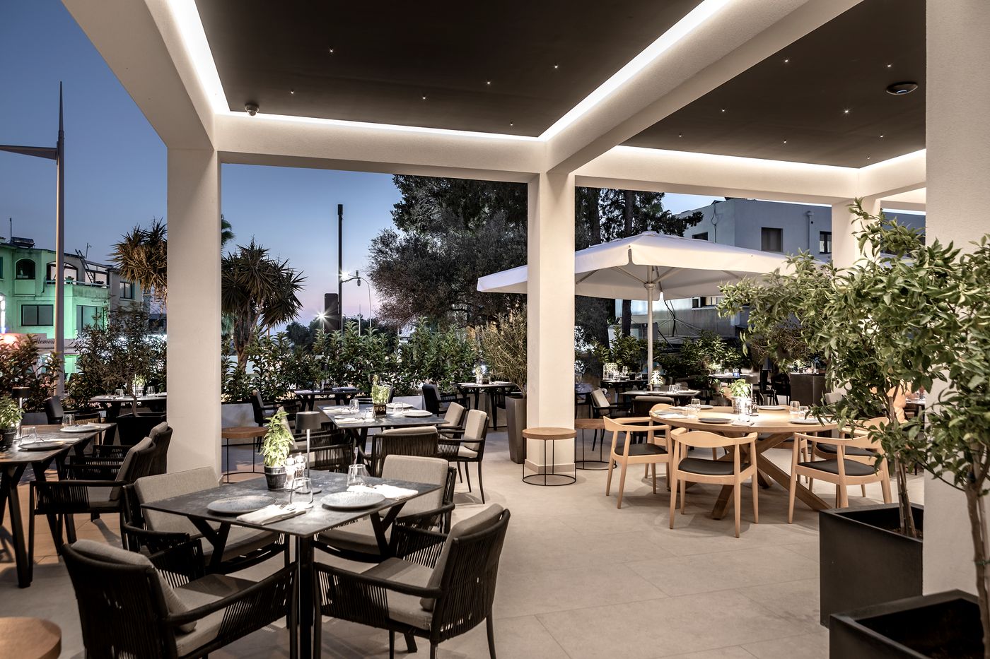 Anemi Hotel & Suites