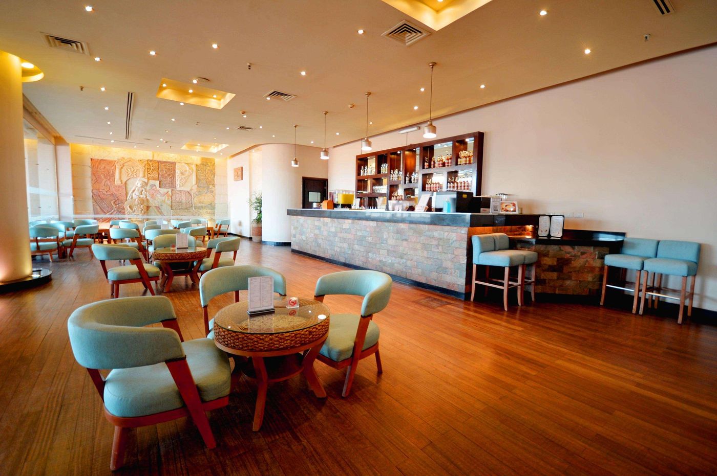 Aurora-Oriental-Resort-Bar-27