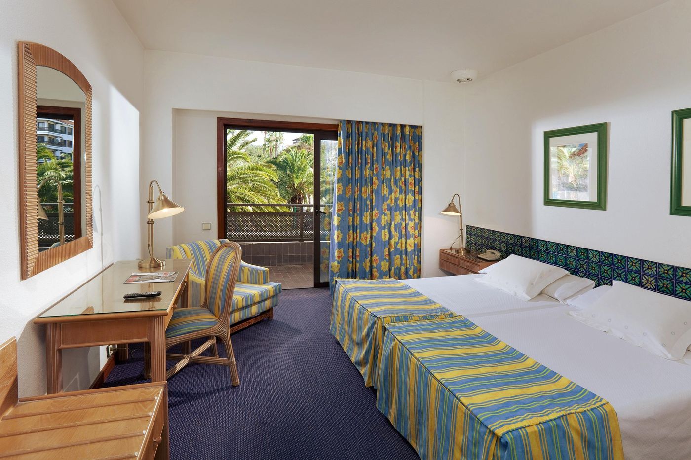 Smy-Puerto-de-la-Cruz-Room-23