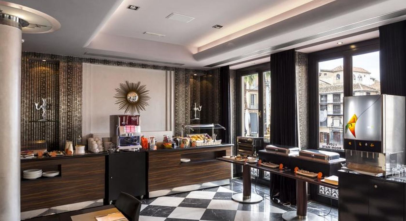 Larios-Malaga-Restaurant-57