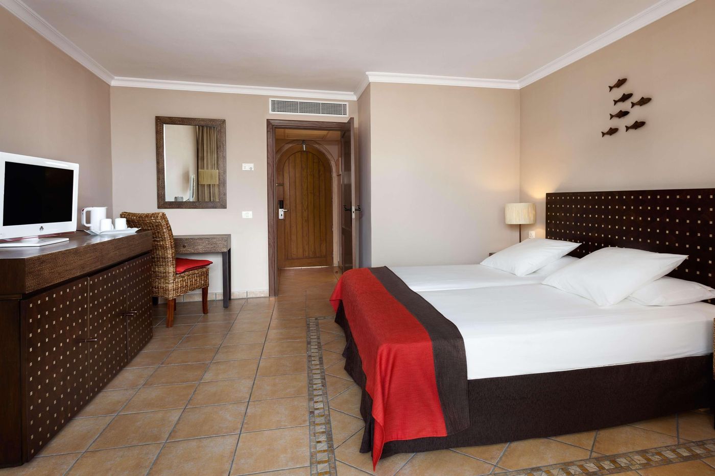 Seaside-Sandy-Beach-Hotel-Room-19