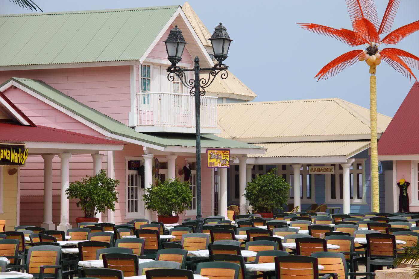 Luxury-Bahia-Principe-Runaway-Bay-All-Inclusive-Adults-Only-Sports-and-Entertainment-19