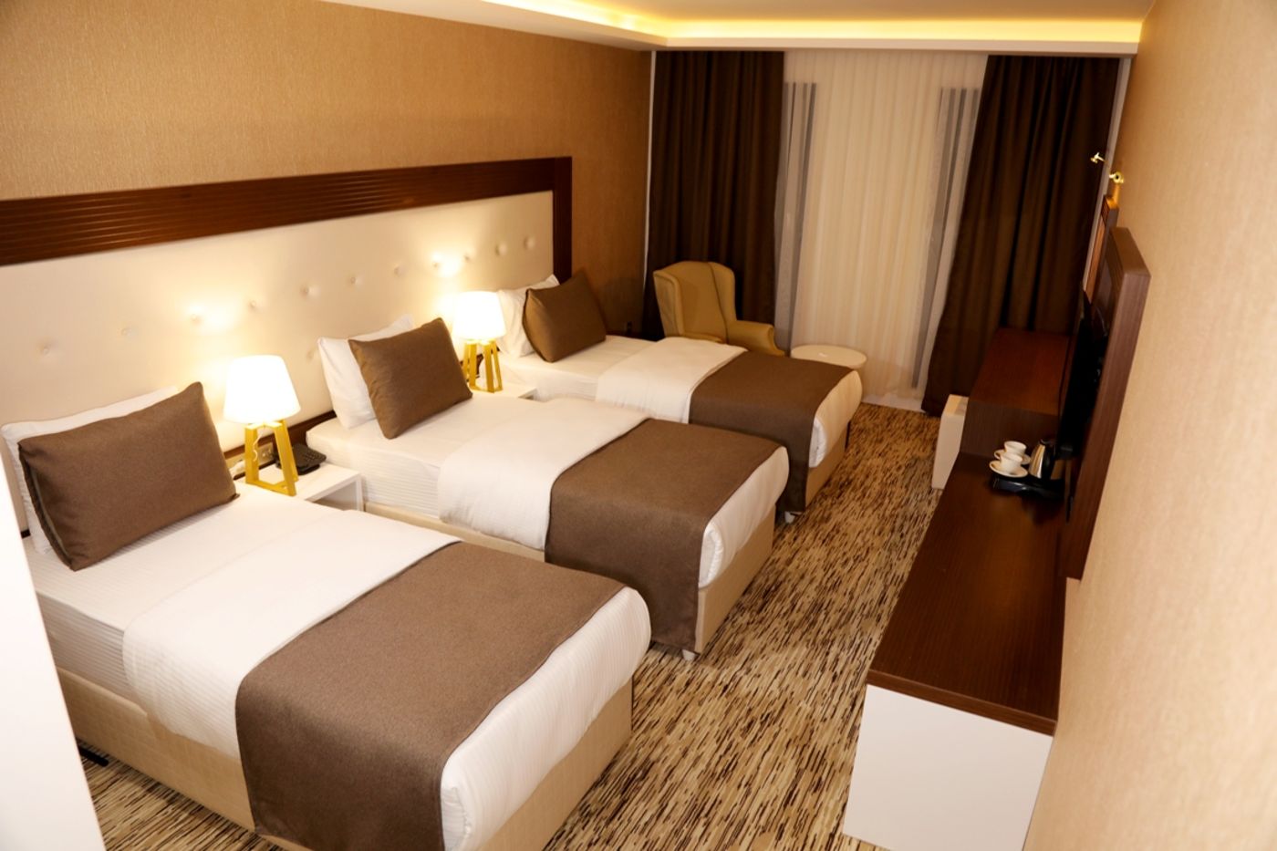 Taksim Istiklal Suites-Turkey-Istanbul-Room-8