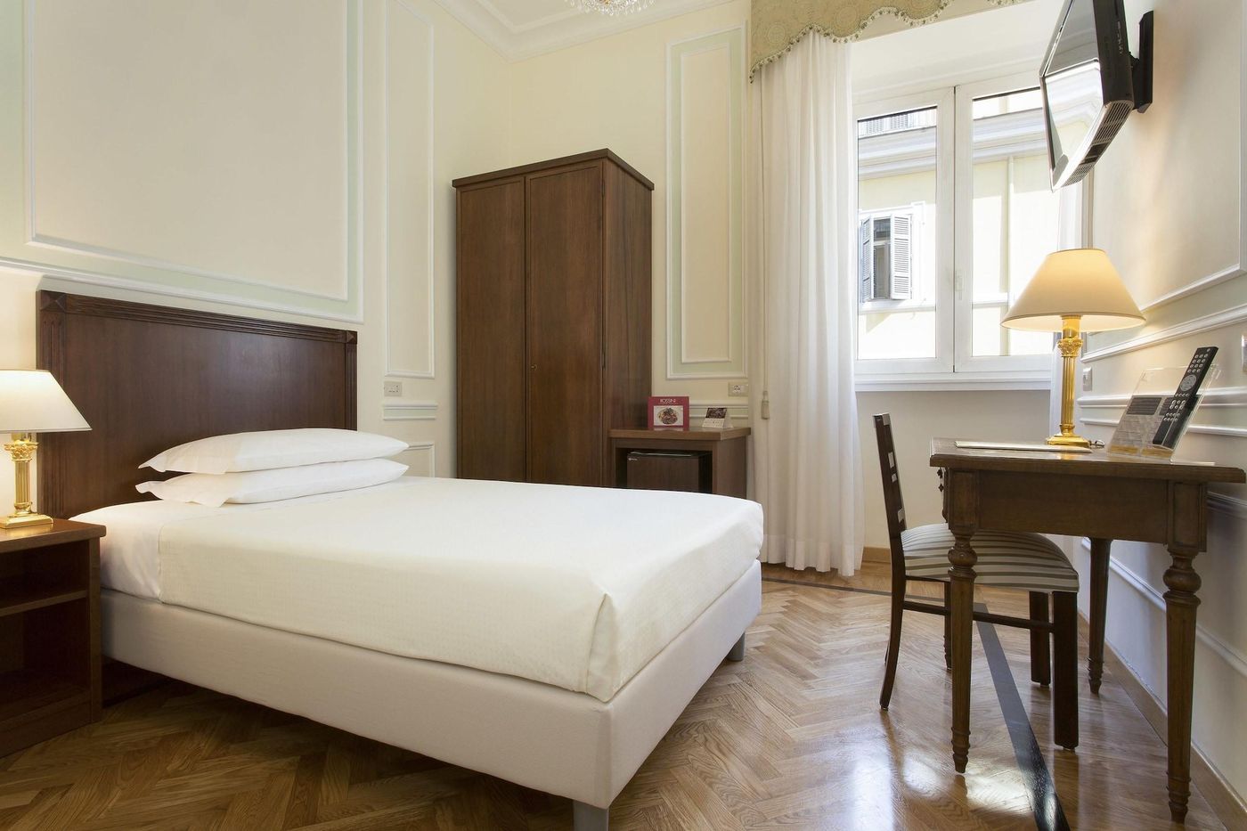 Hotel-Quirinale-Room-27