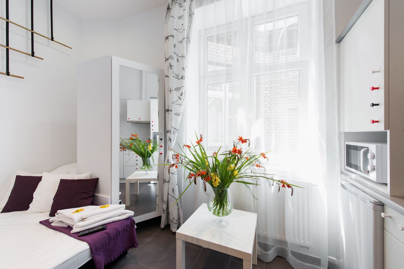 Happy-Tower-Krakow-Room-17