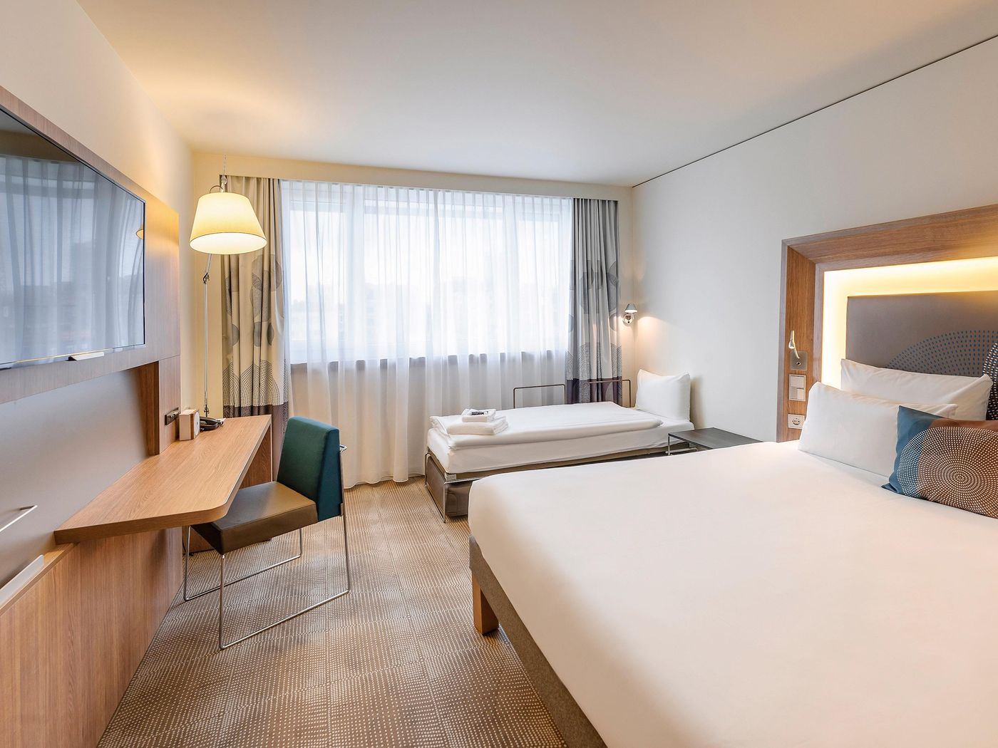 Novotel-Muenchen-City-Arnulfpark-Room-8