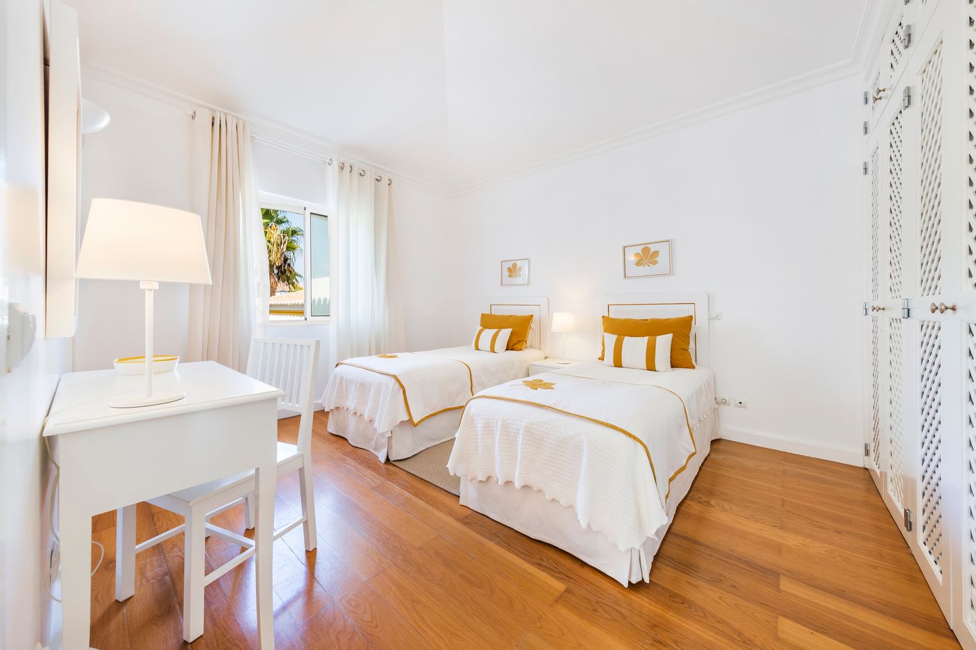 Encosta-do-Lago-Resort-Room-24