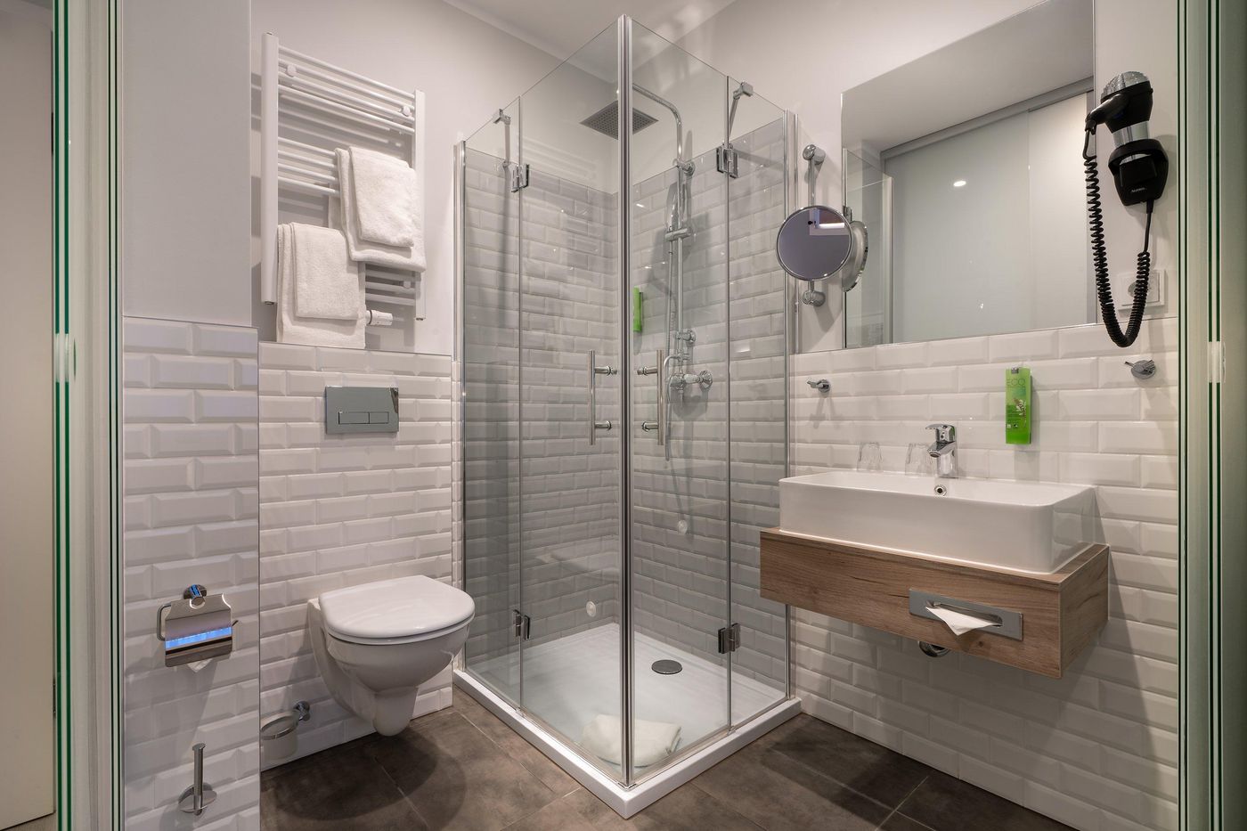 yggotel-Ravn-Room-50