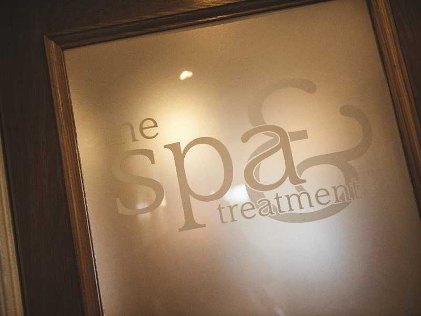 Cottons-United Kingdom-KNUTSFORD-Pool-10