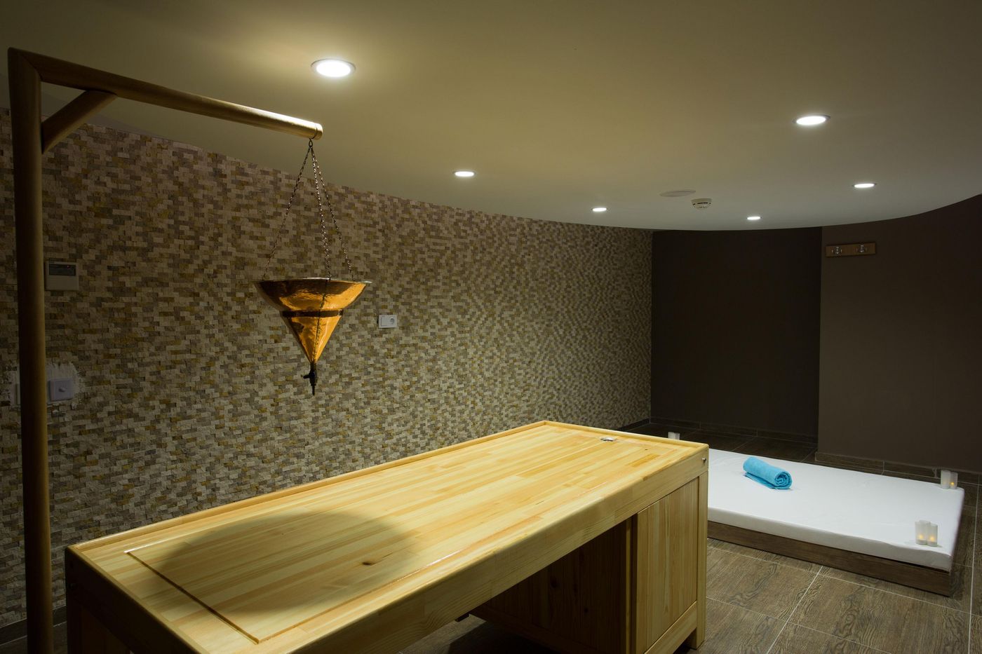 Water-Side-Resort-and-Spa-Sports-and-Entertainment-61