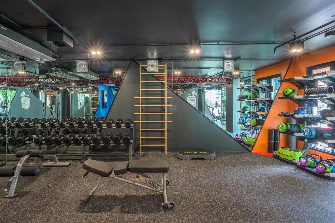 COSI-Krabi-Ao-Nang-Beach-Sports-and-Entertainment-20