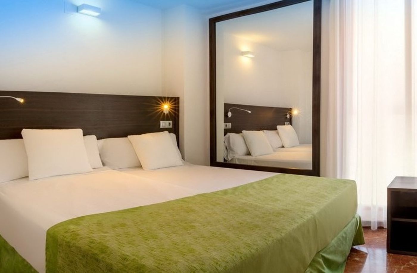 Magic Tropical Splash