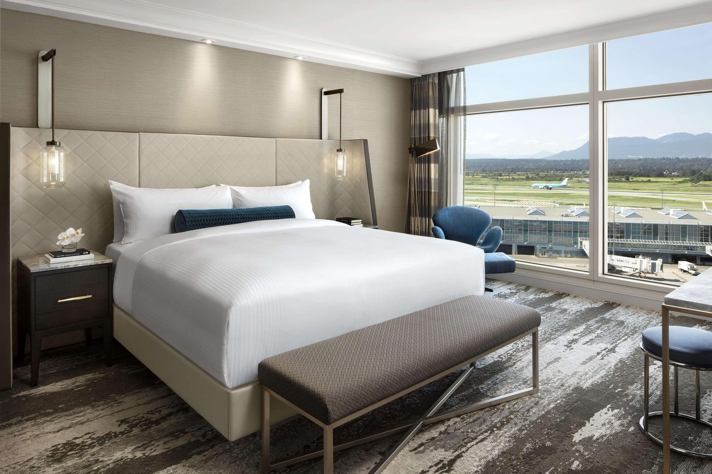 Fairmont-Vancouver-Airport-Room-25