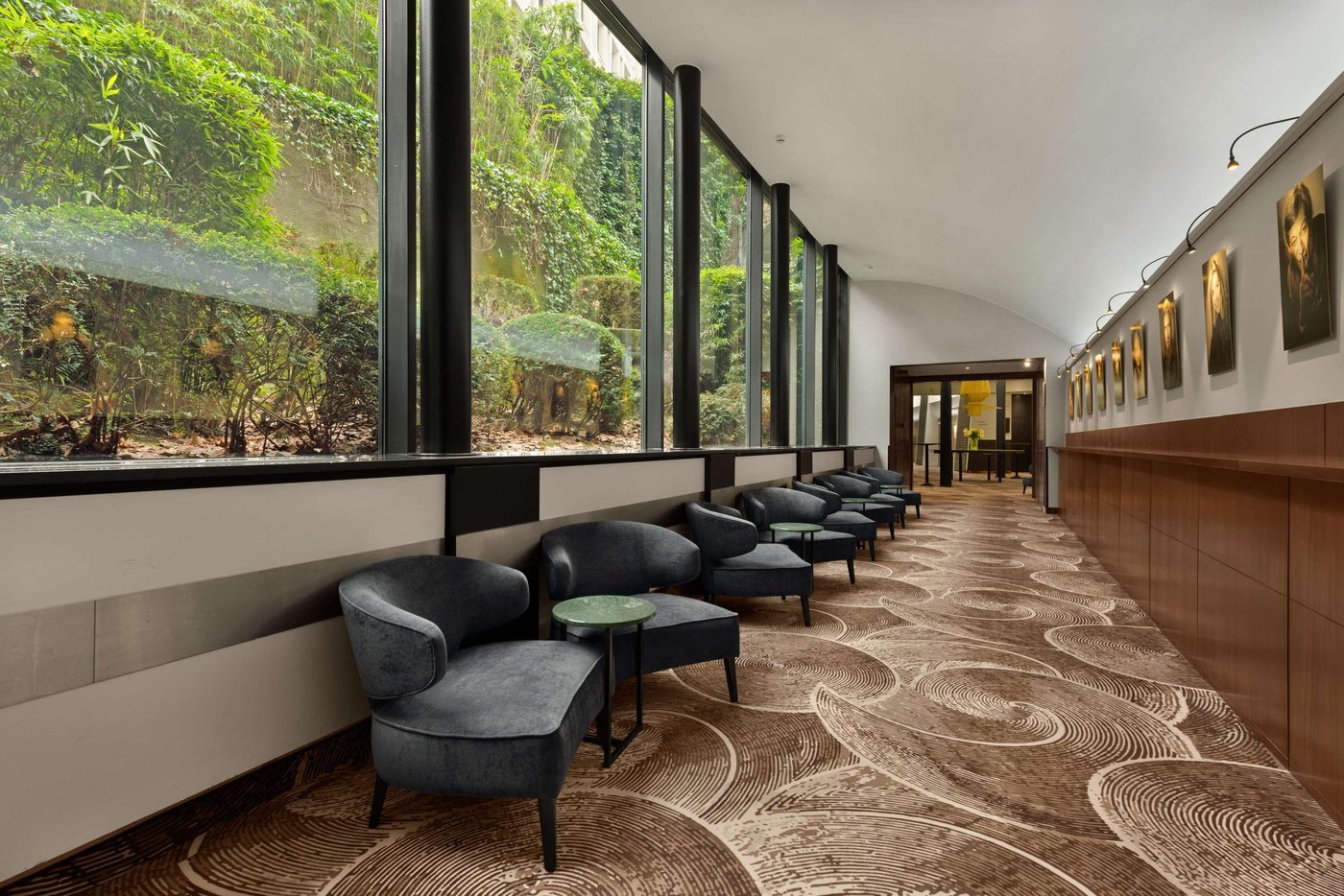 NH-Brussels-EU-Berlaymont-Lobby-3