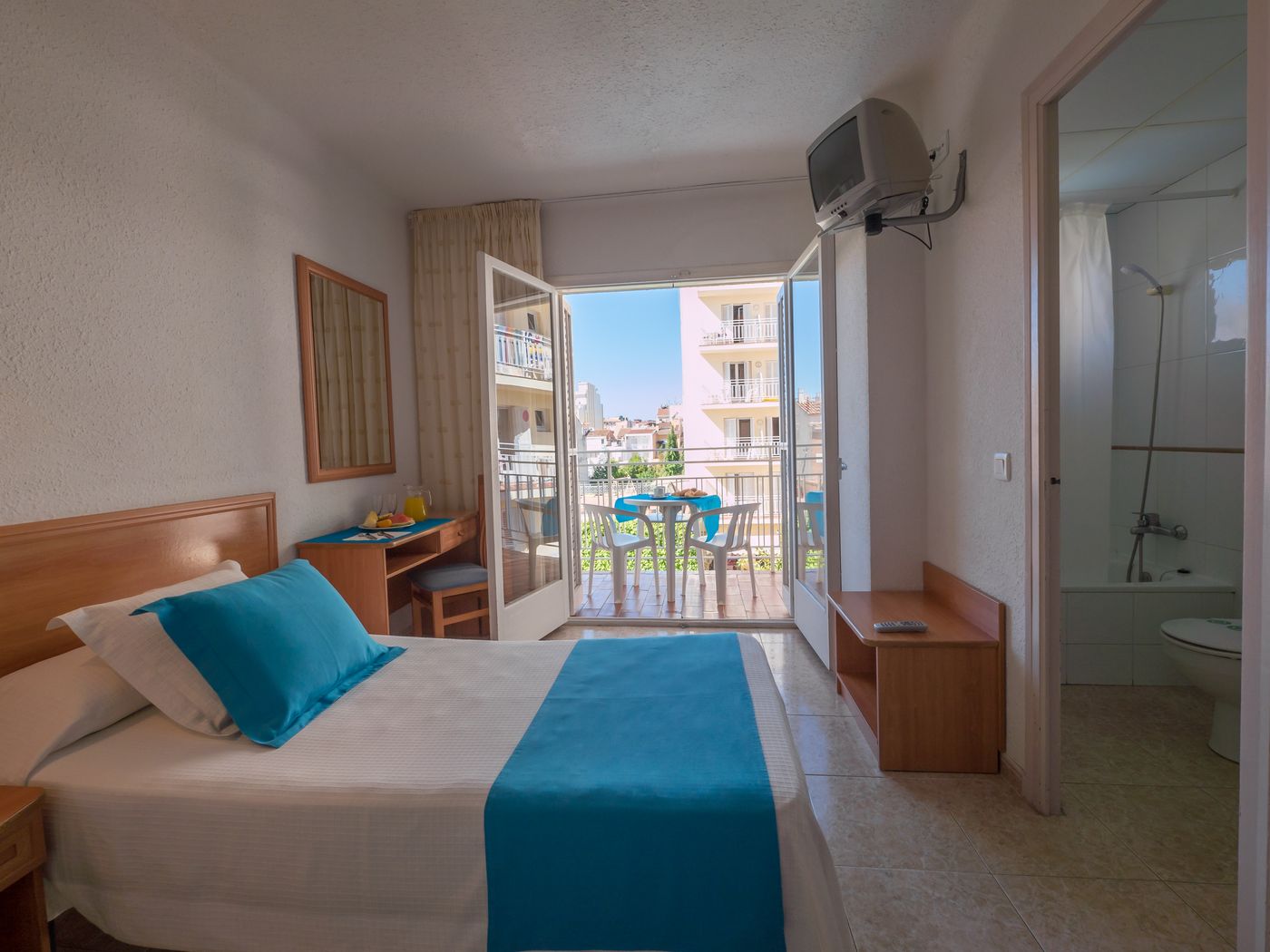 Checkin-Pineda-Room-26