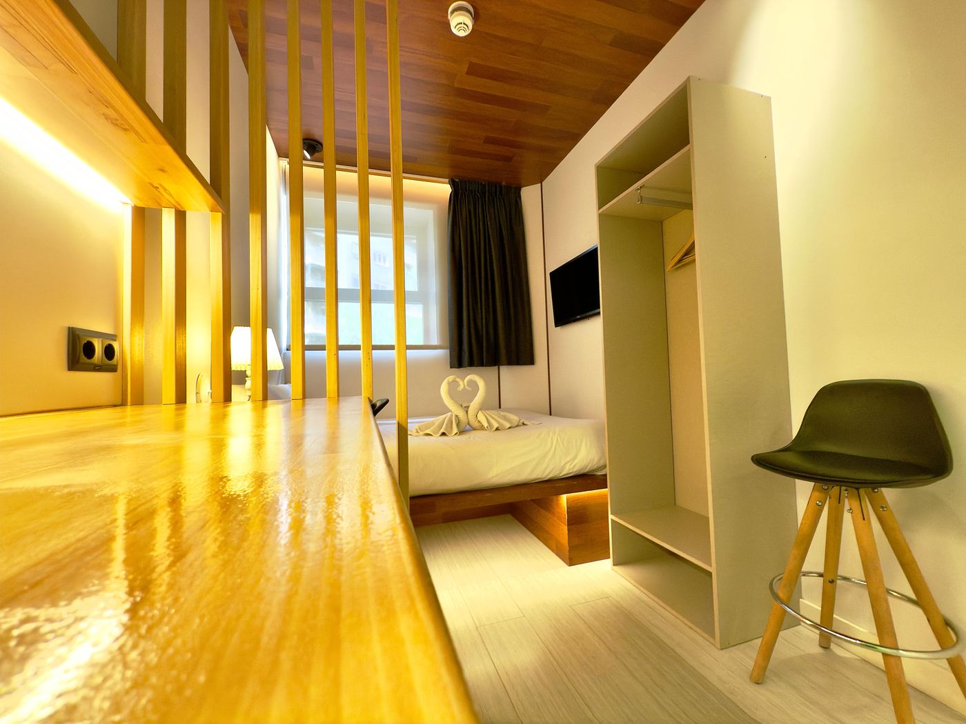 Far-Home-Bernabeu-Room-26