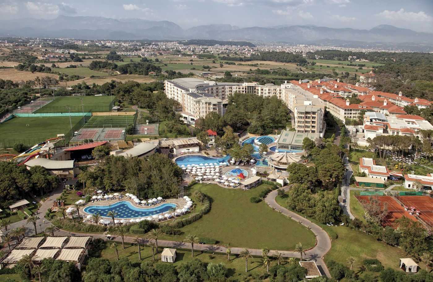 Sueno-Hotels-Beach-Side-General-view-19