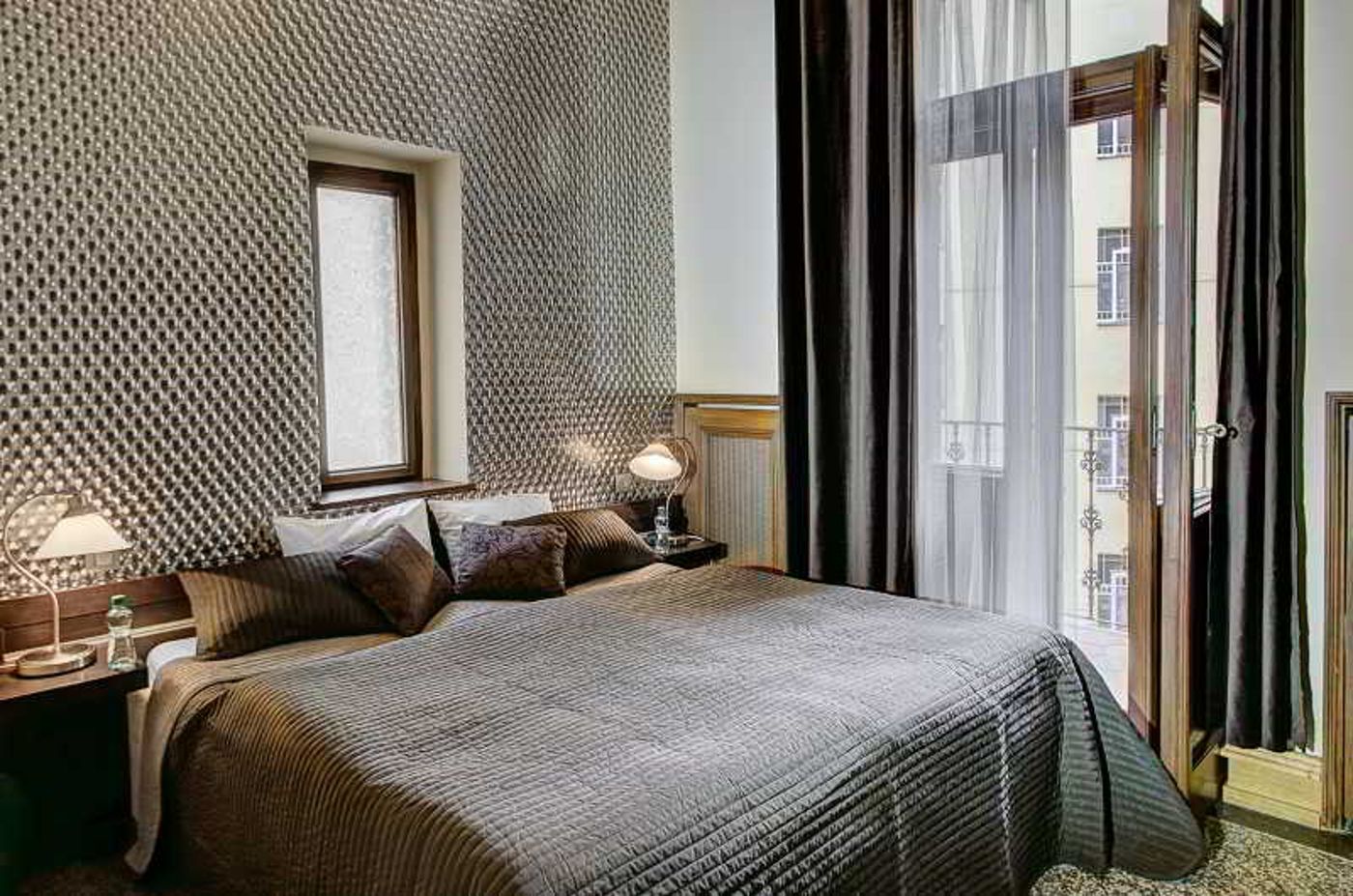 The-Art-House-Room-4