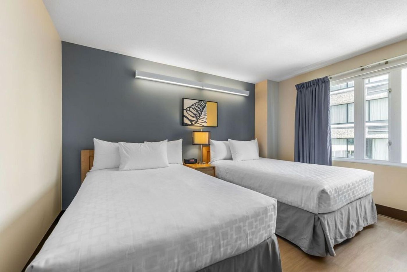 YWCA-Hotel-Vancouver-Room-22