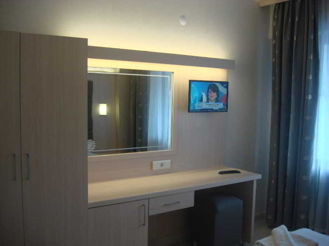 Oz-Can-Hotel---Family-Suites-Room-18