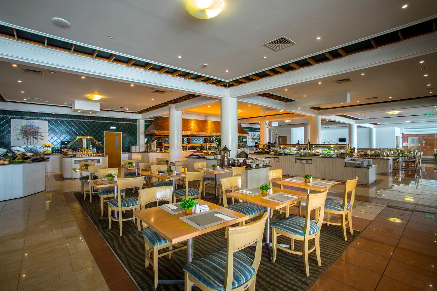 Leonardo-Cypria-Bay-Restaurant-50