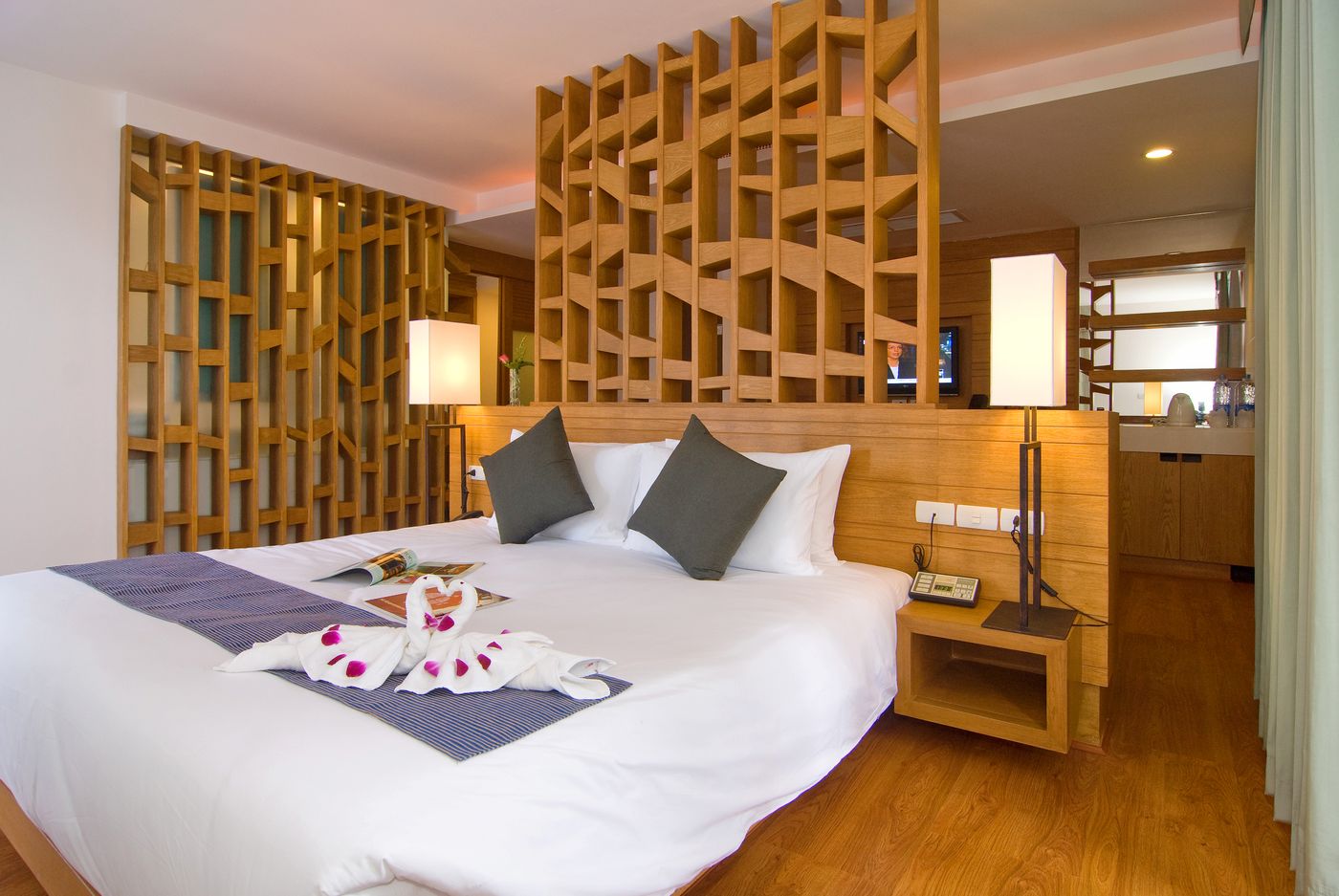 Peach-Blossom-Resort-Room-16