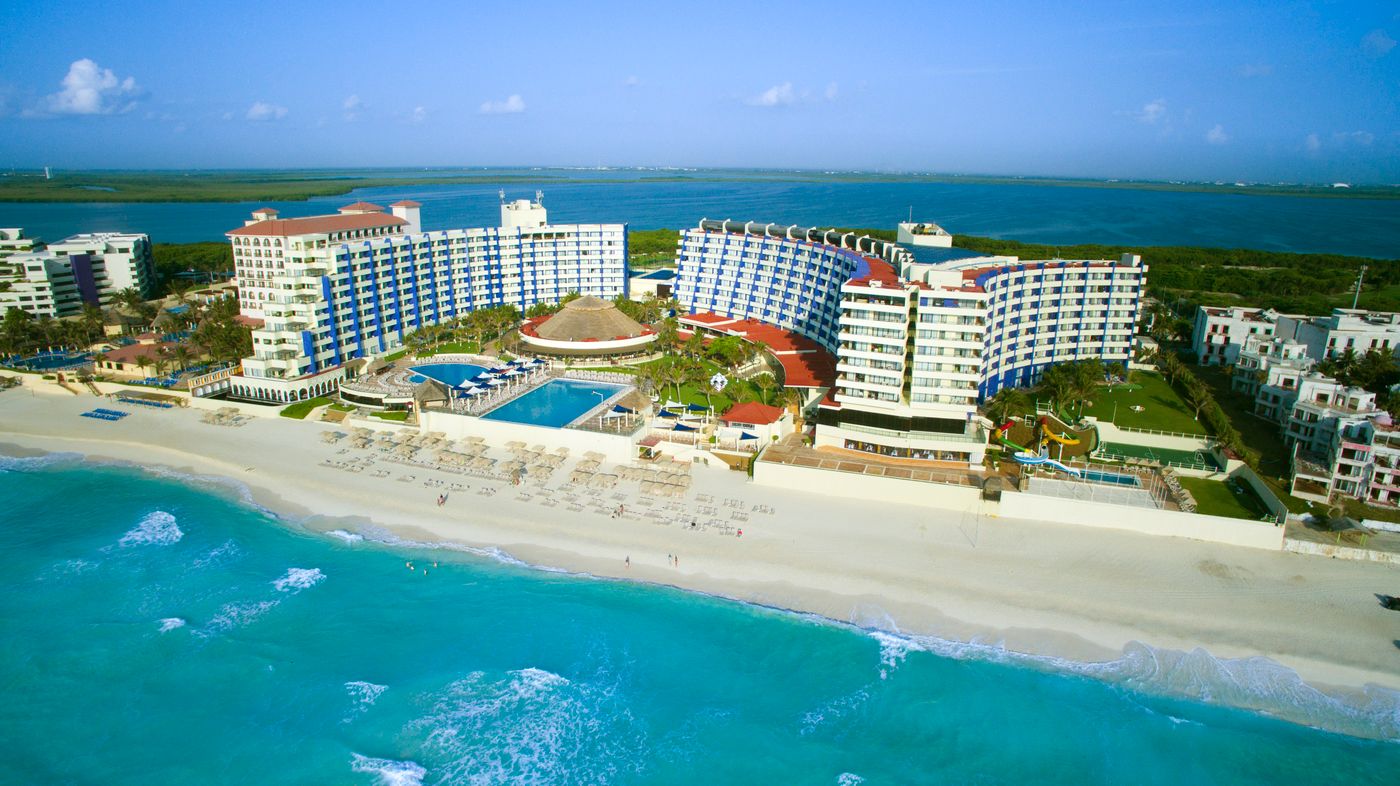 Crown-Paradise-Club-Cancun-General-view-69