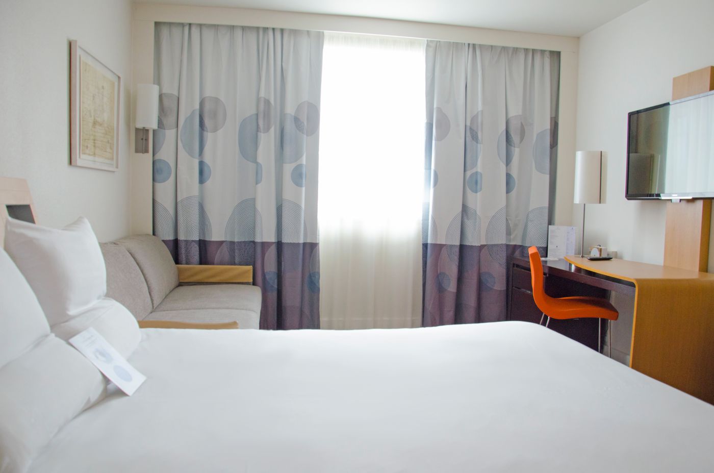 Novotel-Paris-Centre-Gare-Montparnasse-Room-41