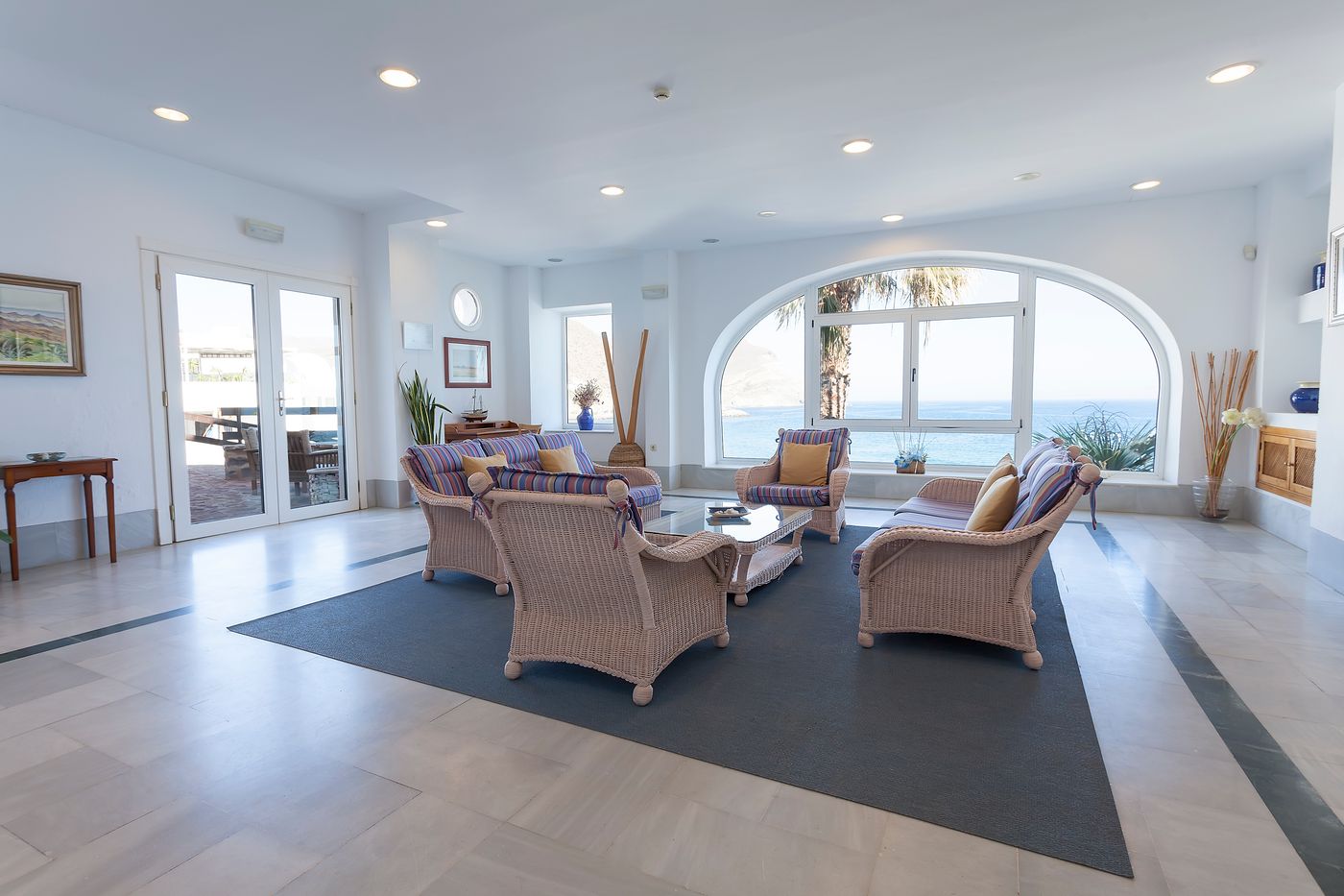 Do----a-Pakyta-Lobby-21