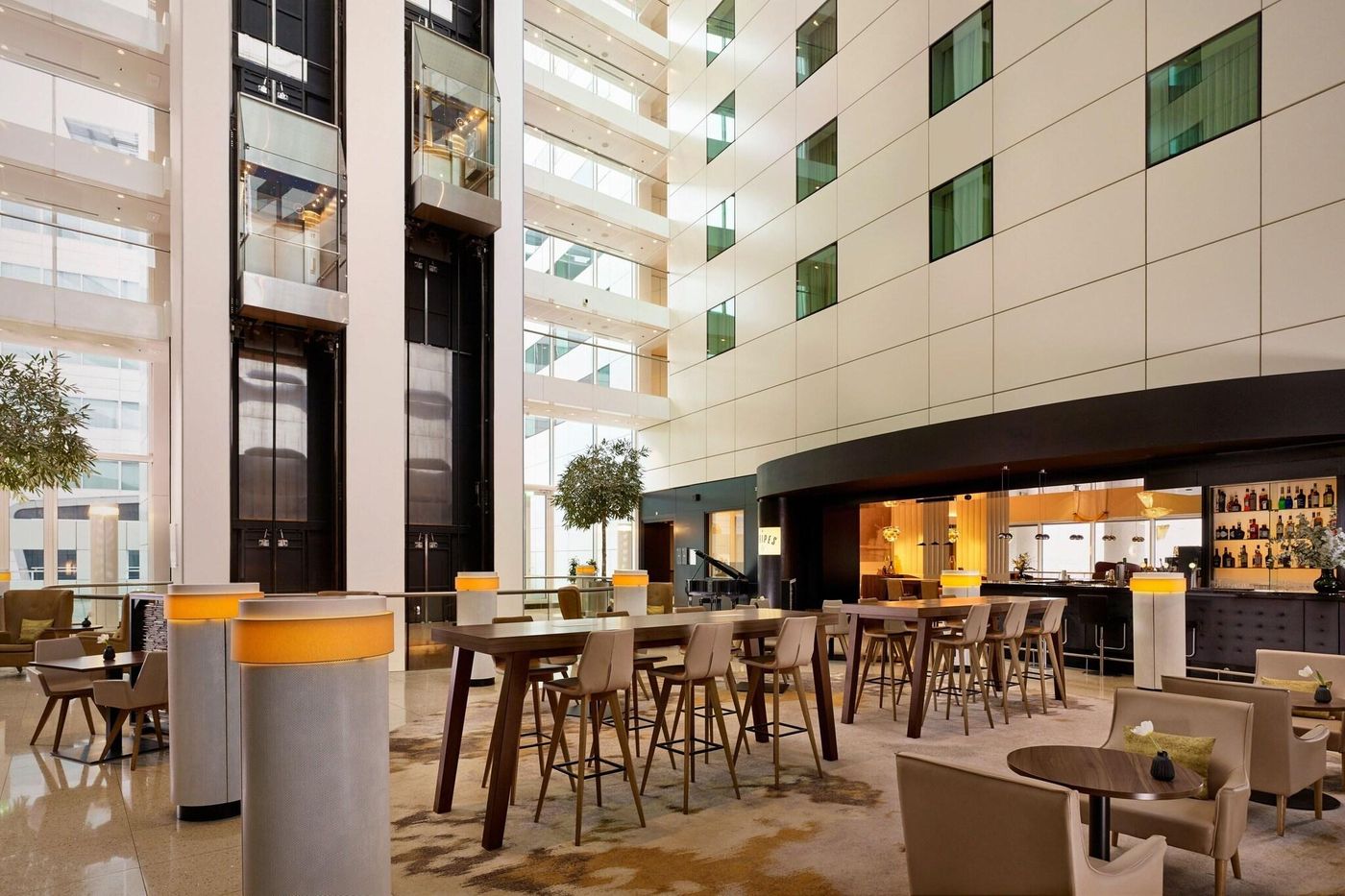 Sheraton-Amsterdam-Airport-Hotel-And-Conference-Center-Restaurant-6