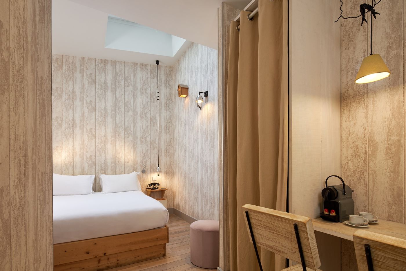 Les-Plumes-Hotel-Room-12