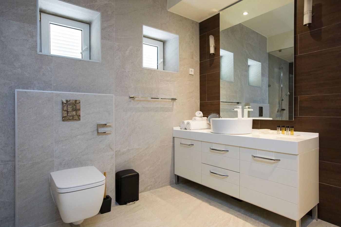 Villa-Diamond-Room-58