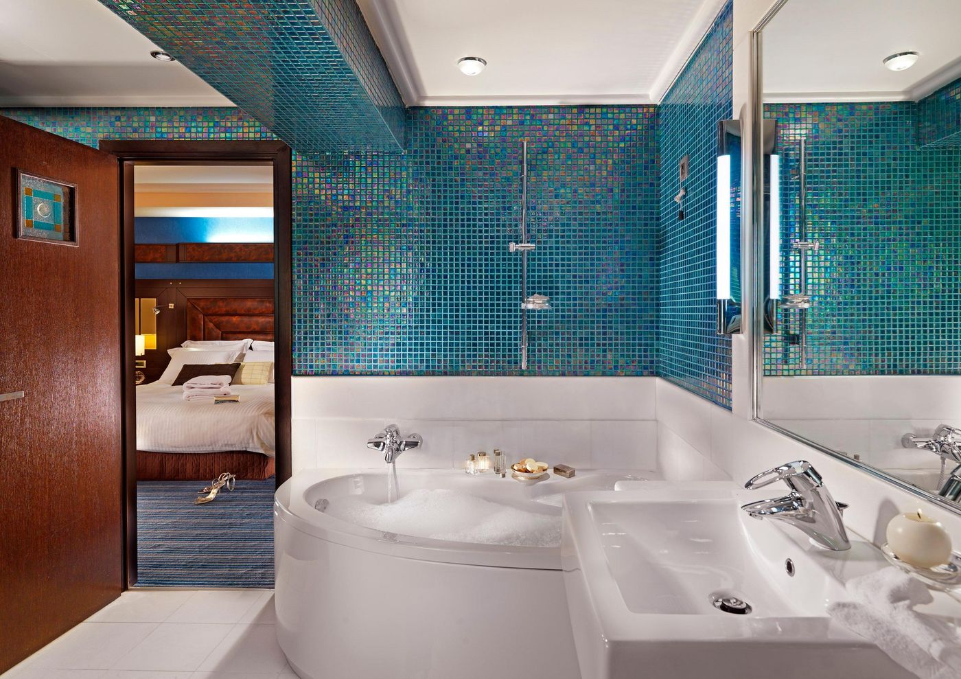 Crowne-Plaza-Athens-Room-42