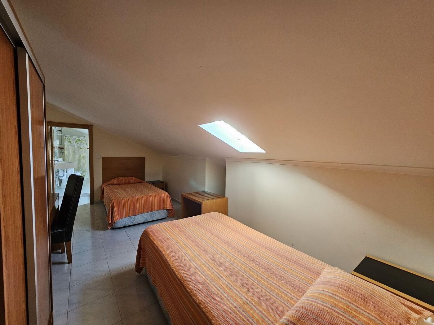 Hospedaria-Recome-ar-Room-33